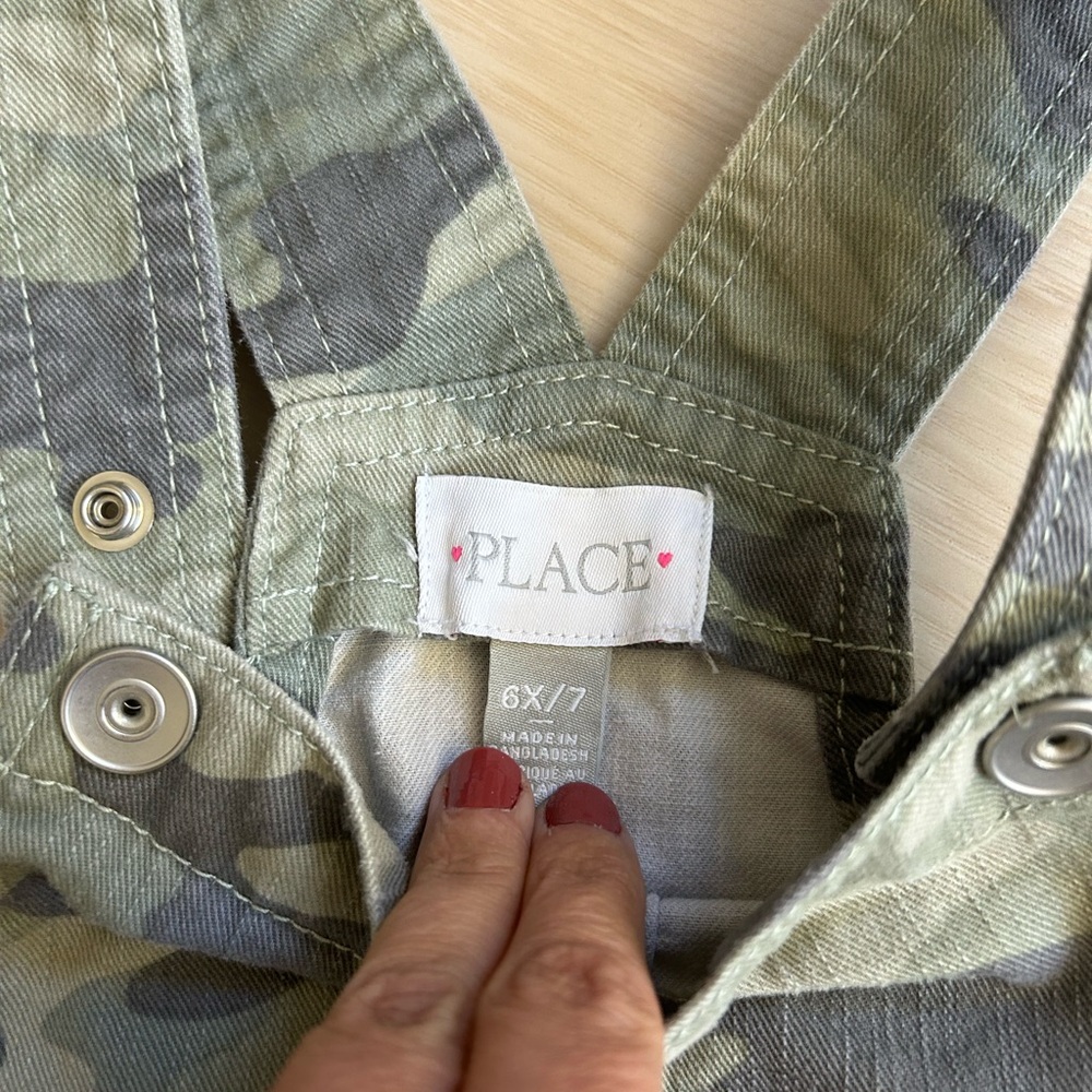 Little Girls camo overall skirt - size 6x - Picture 3 of 3